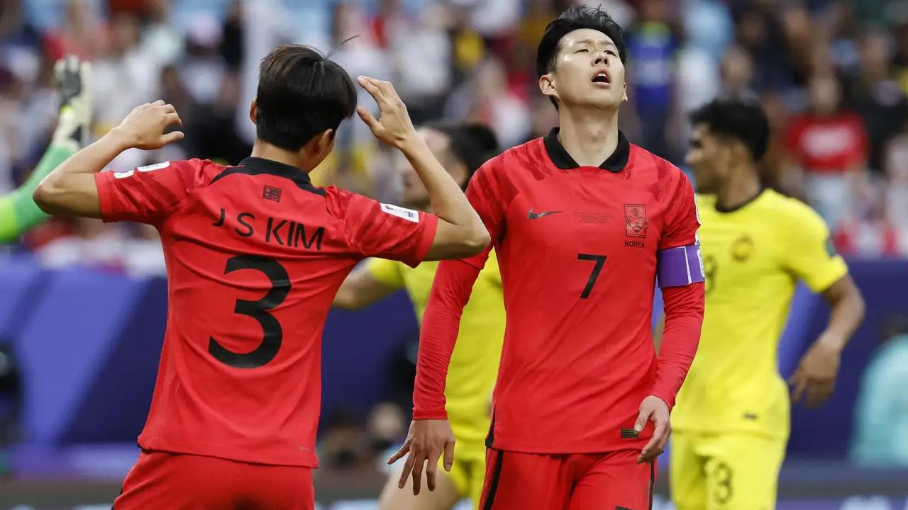 包含深圳佳兆业力克河南嘉博诚,意外胜利引发球迷热议的词条 包含深圳佳兆业力克河南嘉博诚,意外胜利引发球迷热议的词条